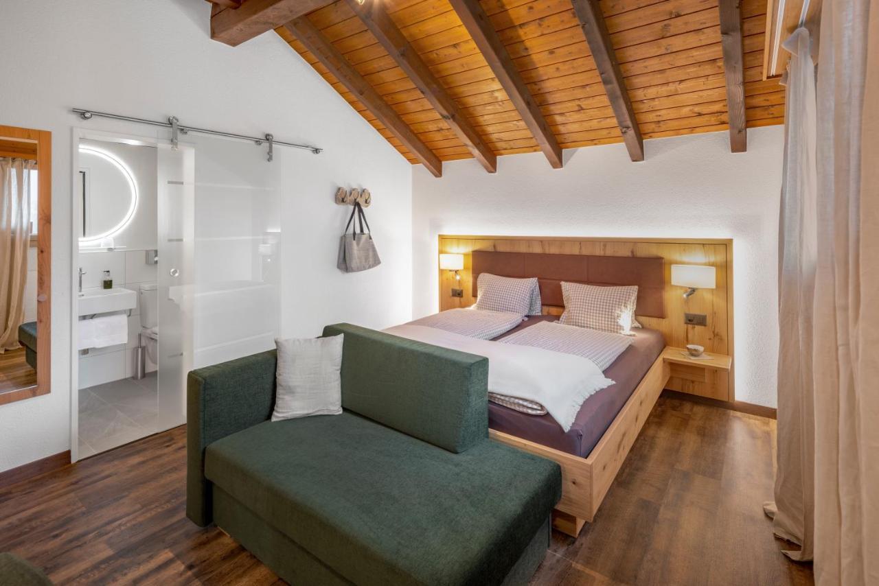 Hotel Restaurant Buerchnerhof Bürchen エクステリア 写真