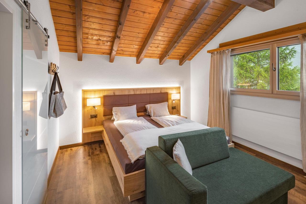 Hotel Restaurant Buerchnerhof Bürchen エクステリア 写真