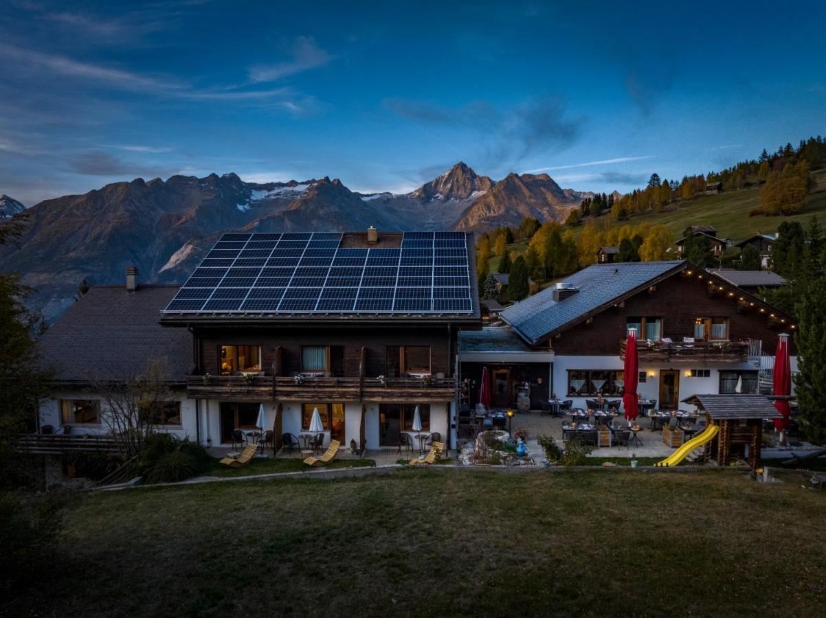 Hotel Restaurant Buerchnerhof Bürchen エクステリア 写真
