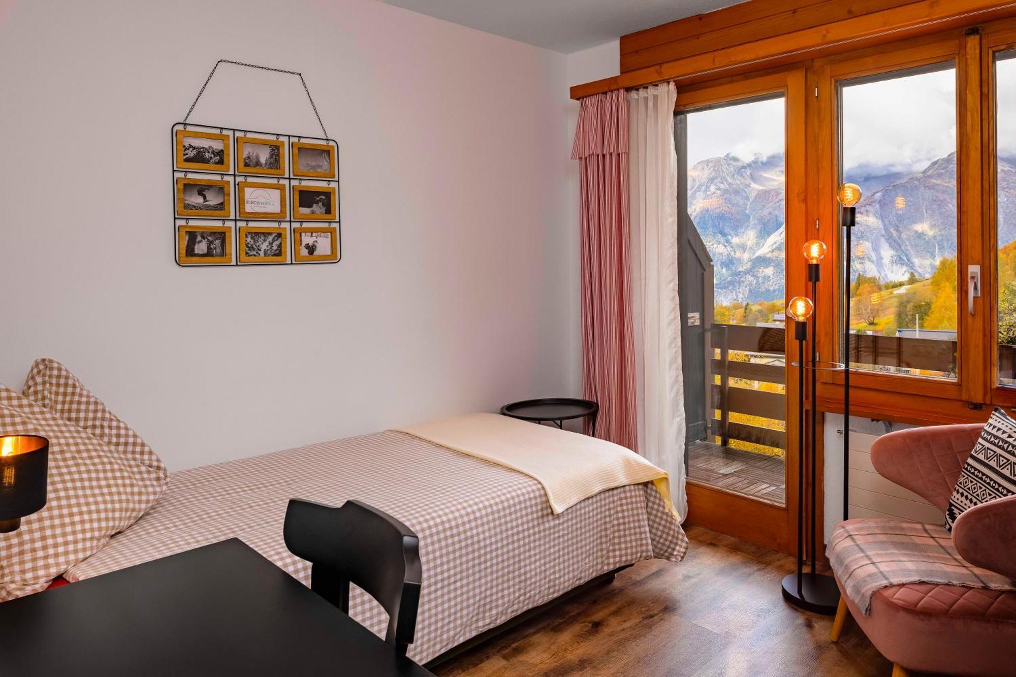 Hotel Restaurant Buerchnerhof Bürchen エクステリア 写真